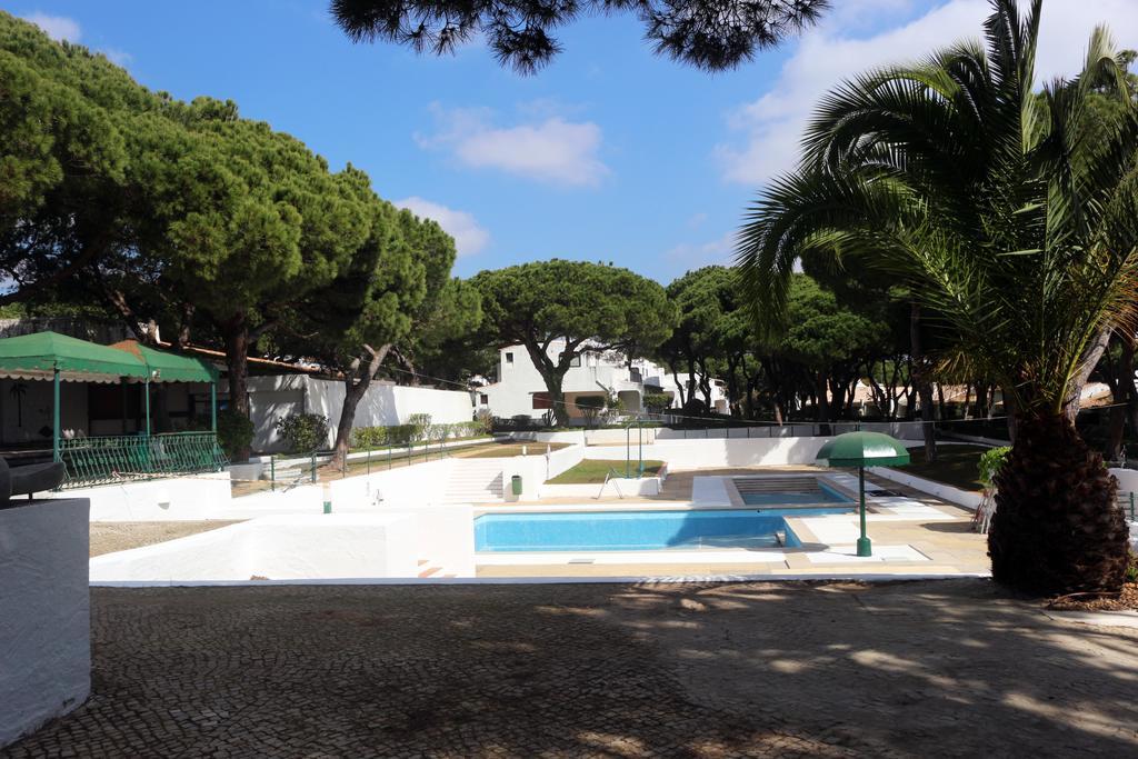 Apartment Acoteias *